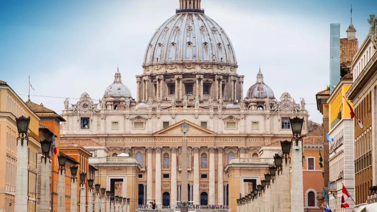 Quais são os próximos passos da Igreja Católica após a morte do papa